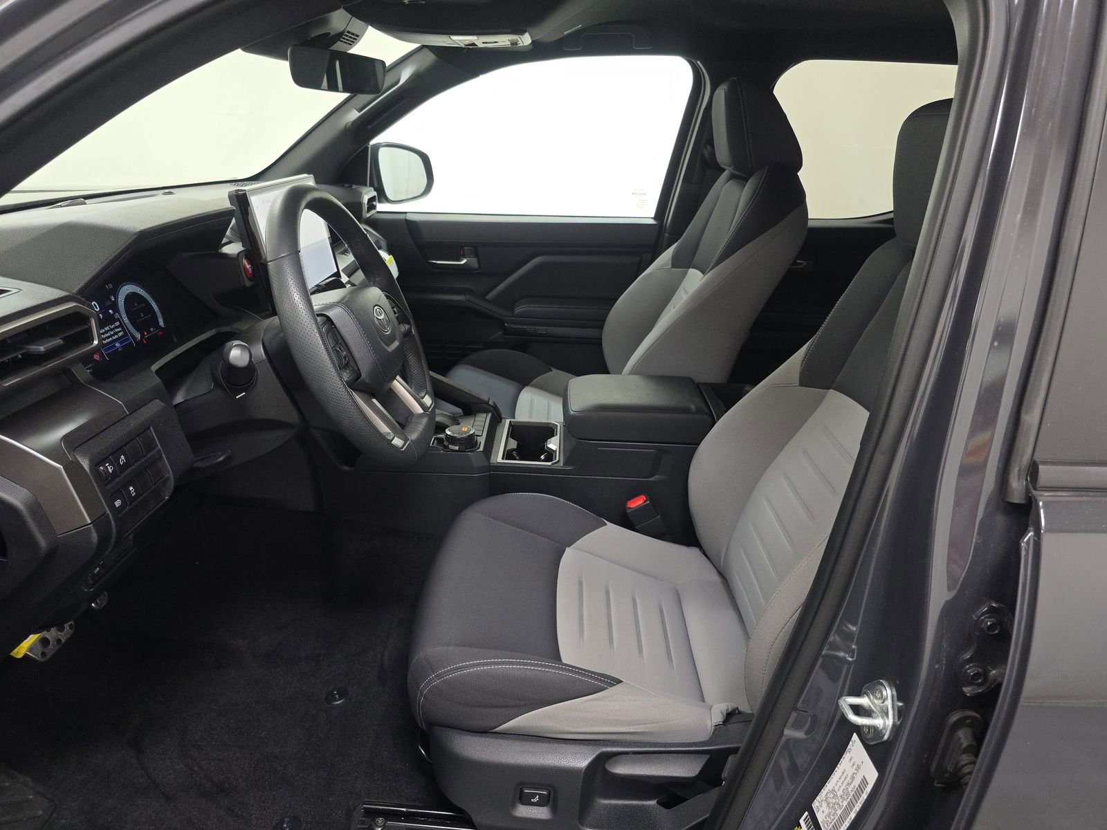 2024 Toyota Tacoma TRD Sport photo 2