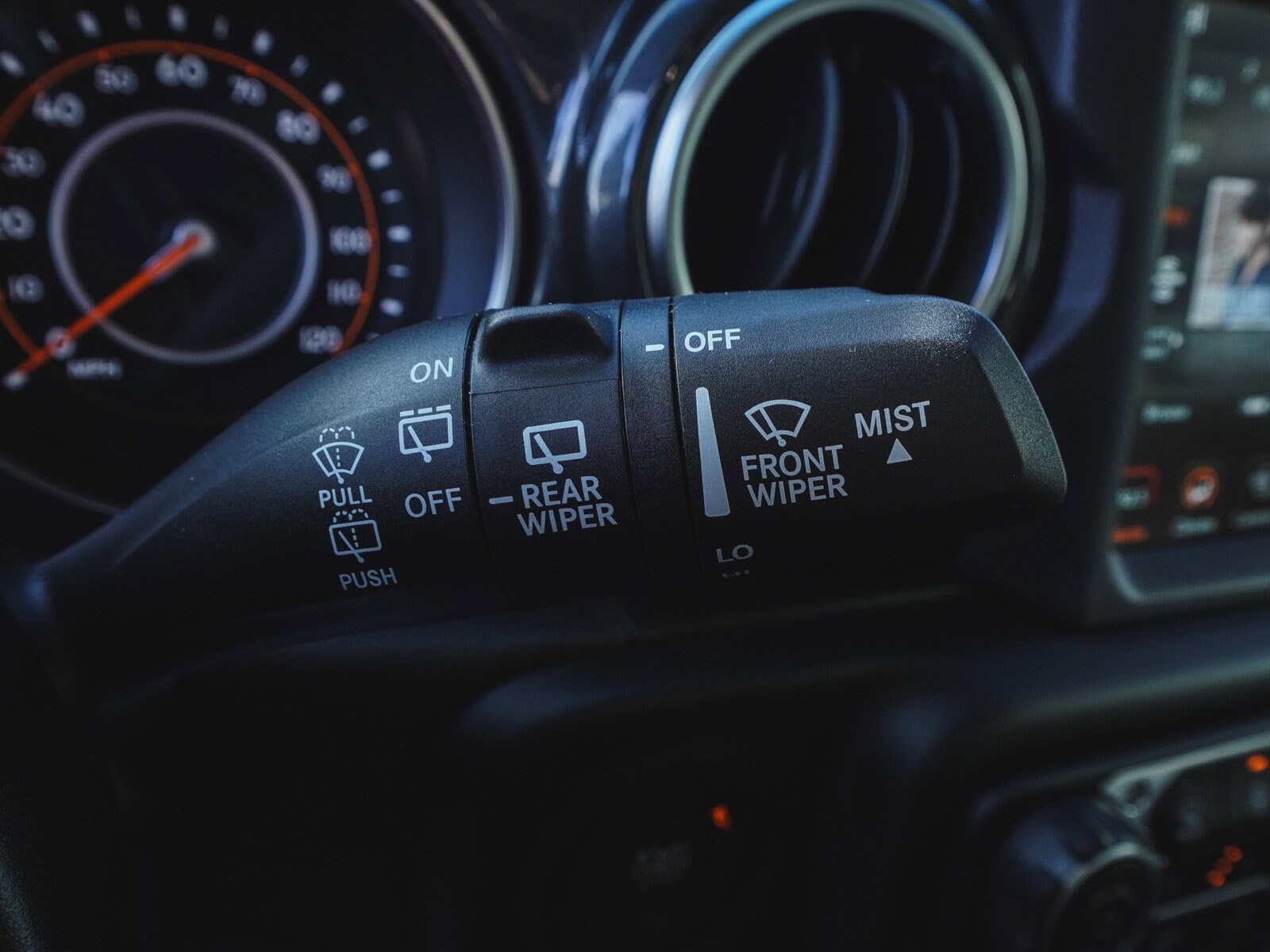 2023 Jeep Wrangler 4-Door Rubicon 392 - Photo 26