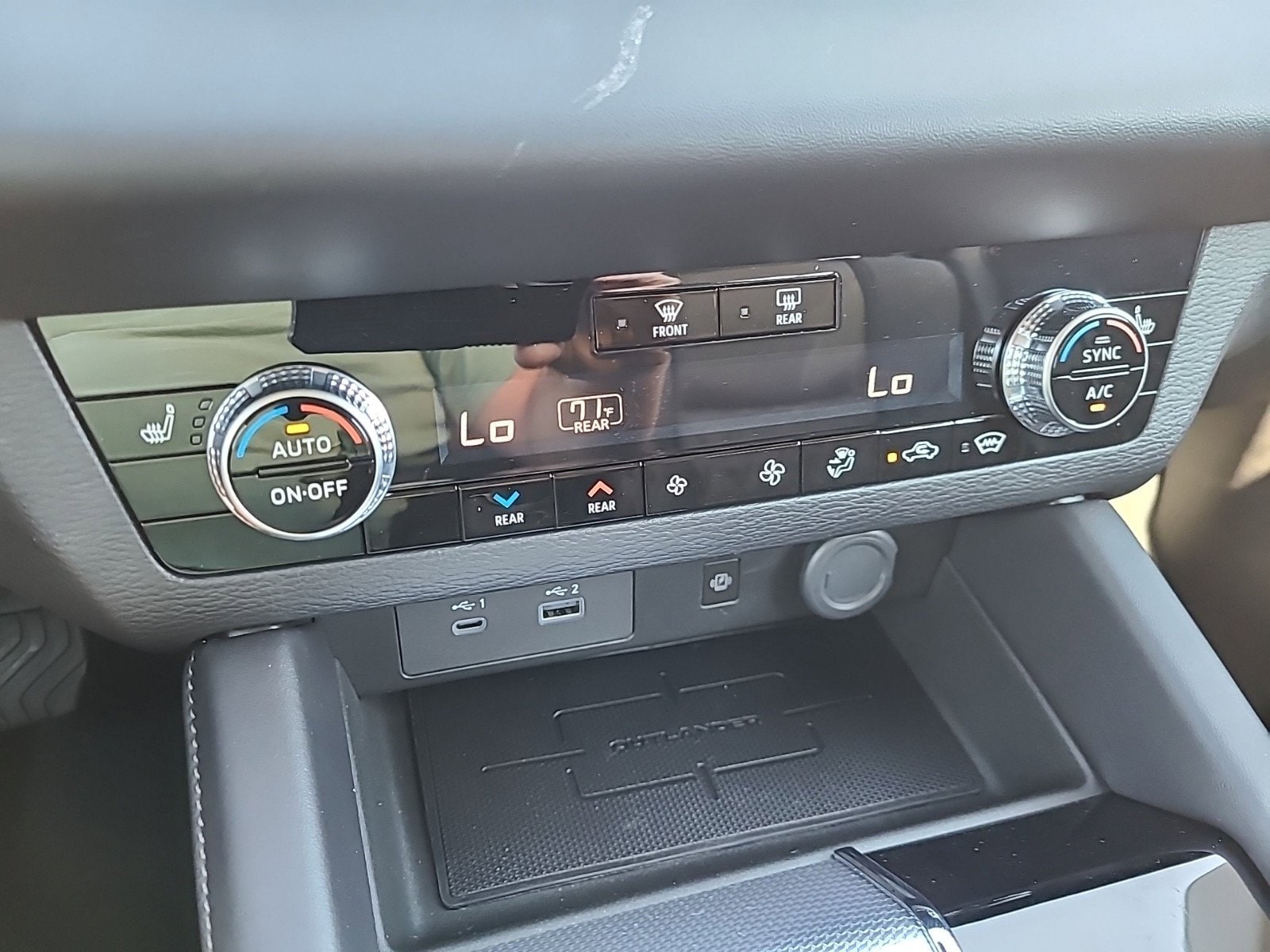2024 Mitsubishi Outlander Plug-in Hybrid SEL - Photo 13