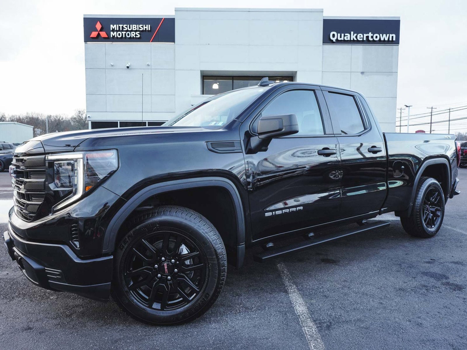 2023 GMC Sierra 1500 Pro's photo