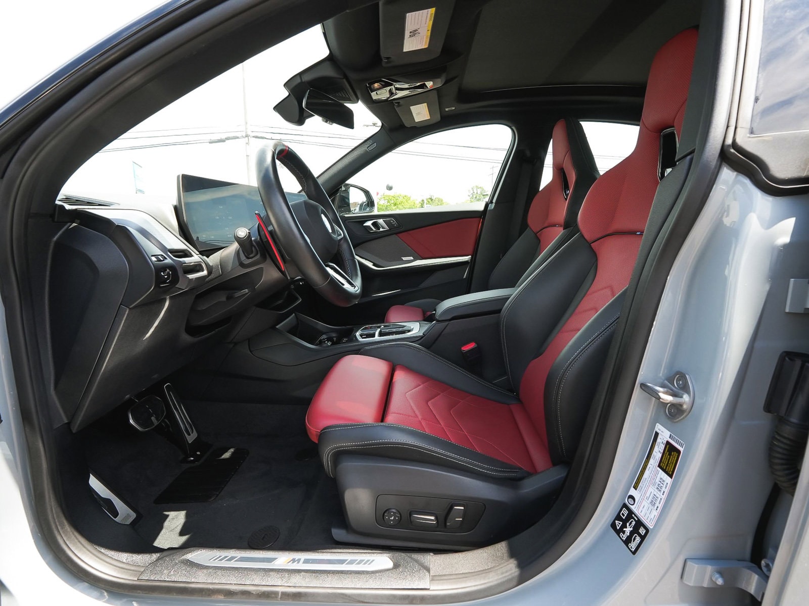 2025 BMW 2 Series M235 - Photo 30