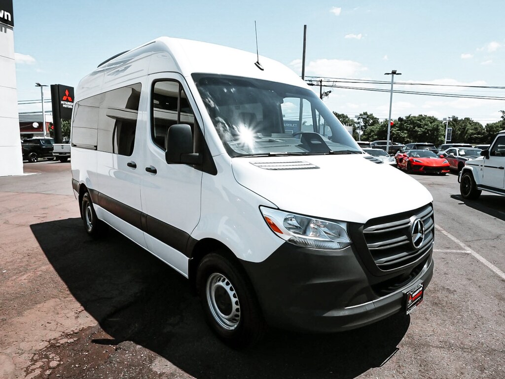 Used 2026 Mercedes-Benz Sprinter 2500 Standard Roof 4-Cyl Diesel Van Passenger Van