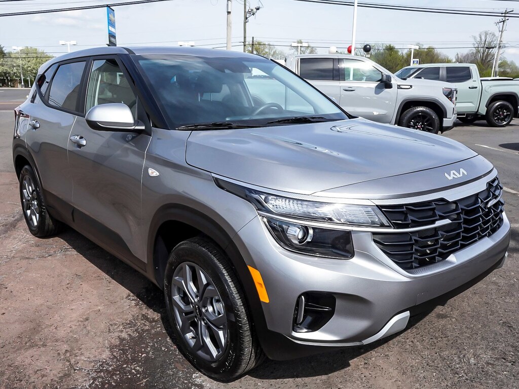 Used 2026 Kia Seltos LX SUV