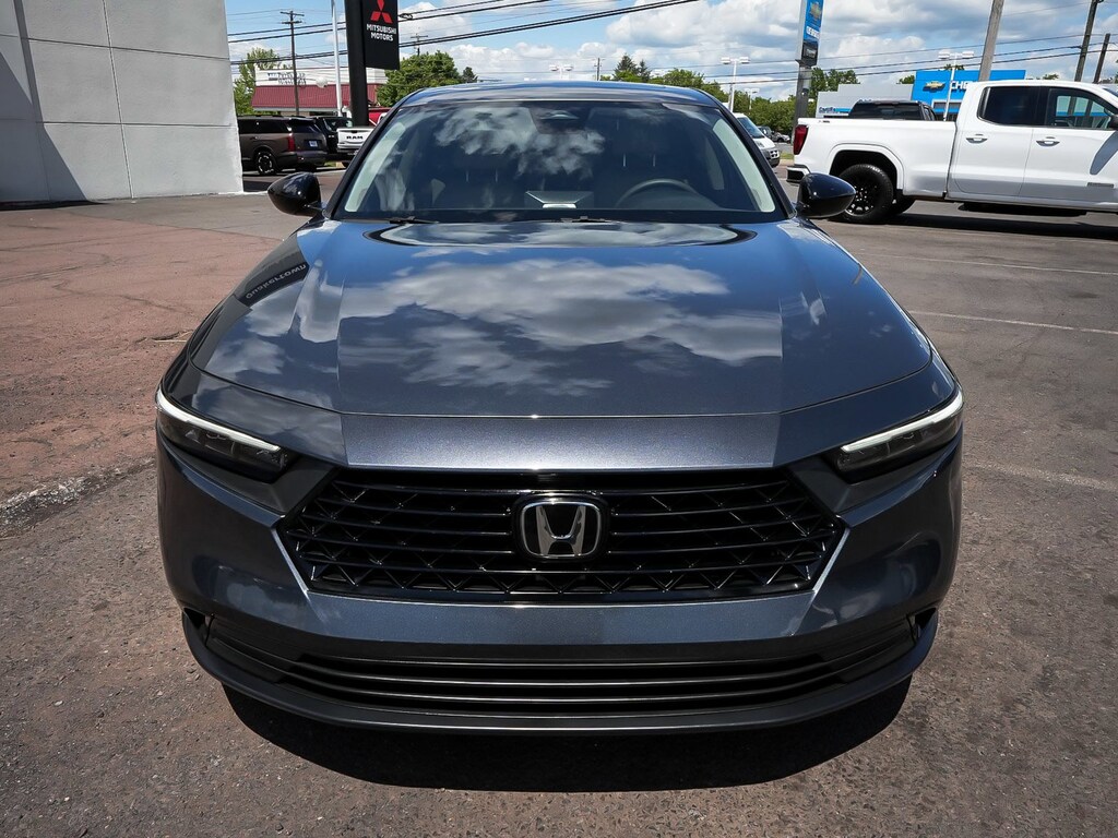 Used 2025 Honda Accord SE Sedan
