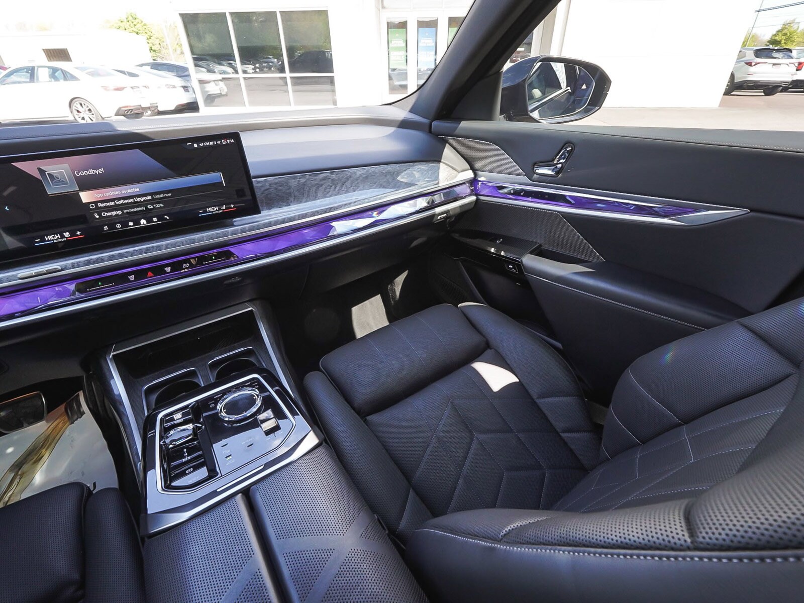 2024 BMW 7 Series 750e - Photo 47