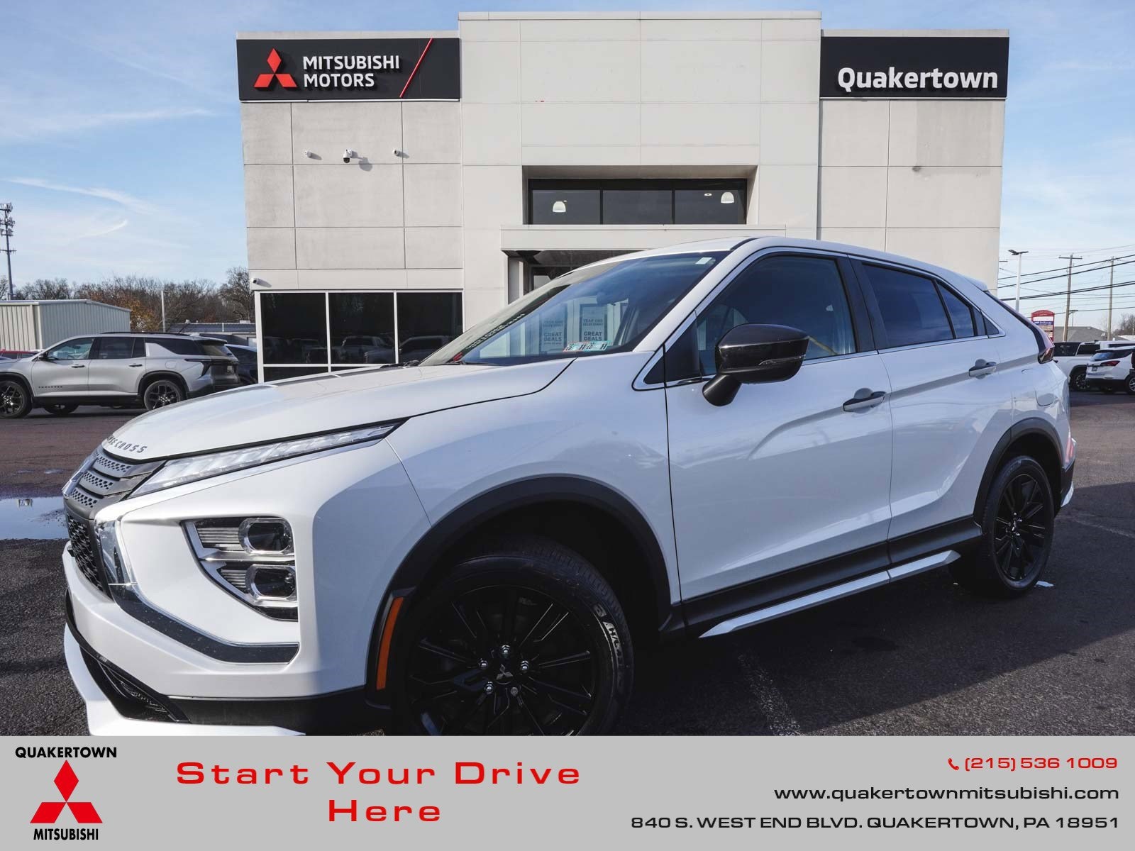 2023 Mitsubishi Eclipse Cross LE's photo