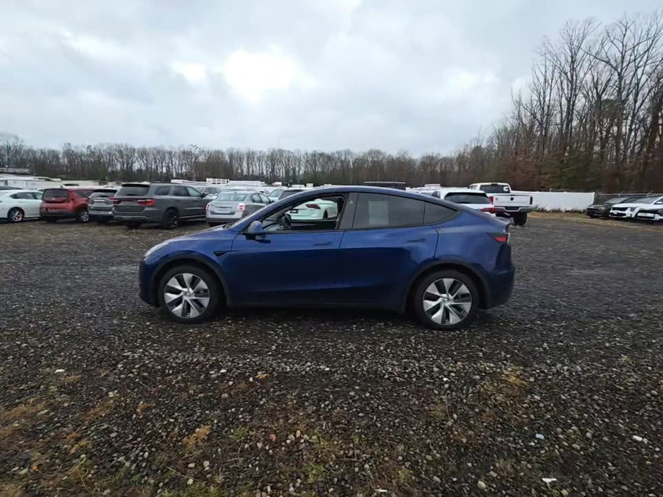 Used 2024 Tesla Model Y Long Range with VIN 7SAYGDEE4RA279350 for sale in Northfield, Minnesota