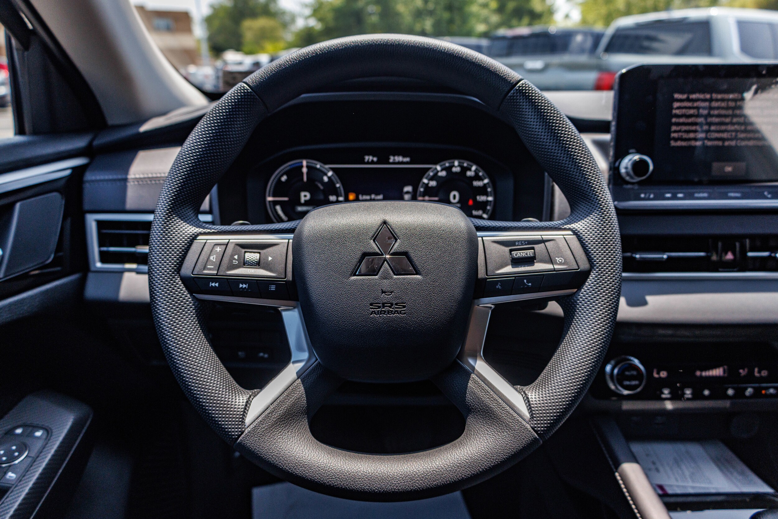 2025 Mitsubishi Outlander Plug-in Hybrid ES - Photo 27