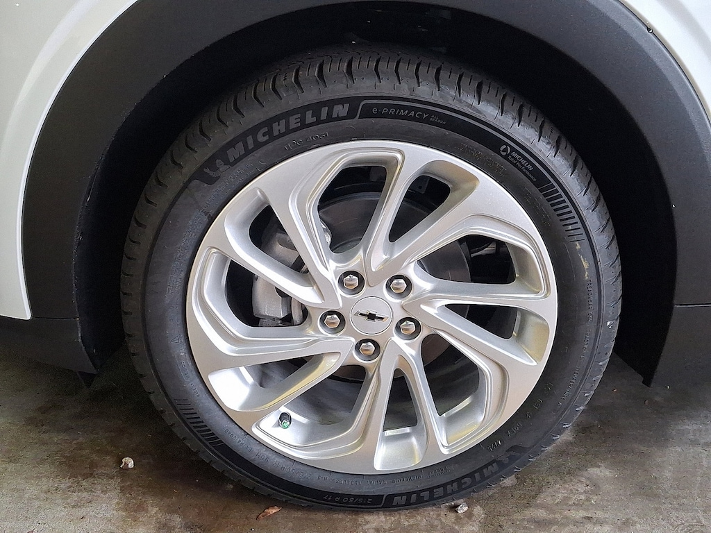 New 2027 Chevrolet Bolt LT SUV