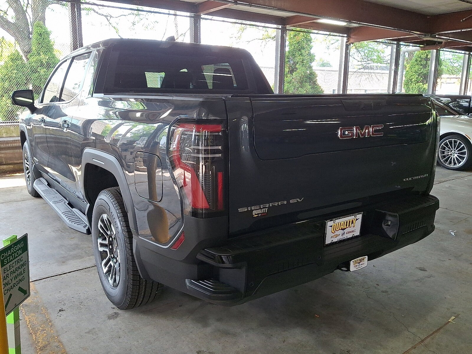 2026 Gmc Sierra Elevation photo 2
