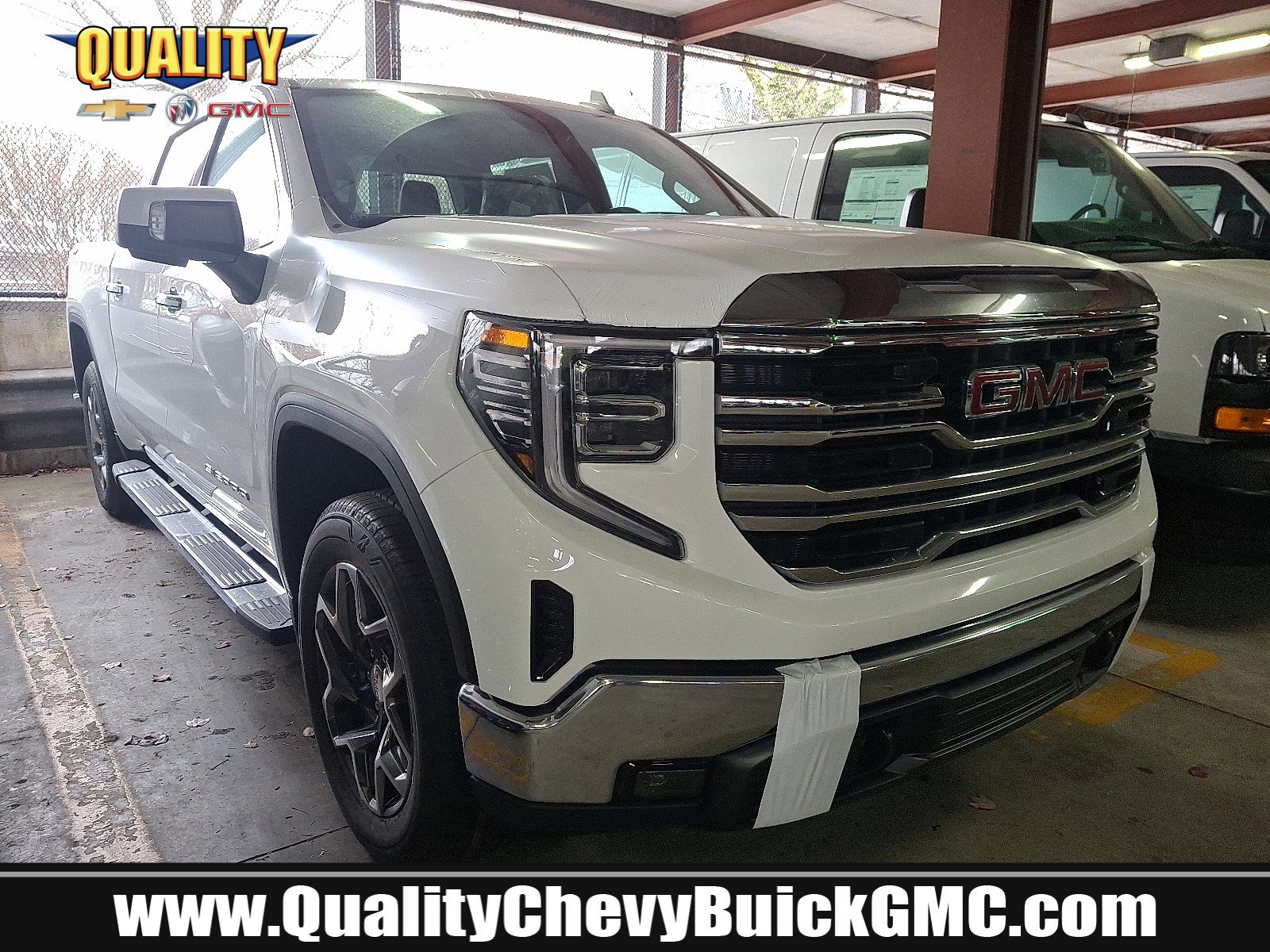 2026 GMC Sierra SLT's photo