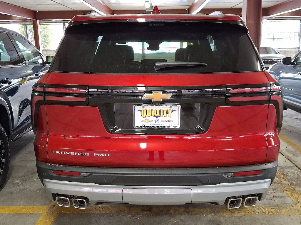 New 2026 Chevrolet Traverse LT SUV