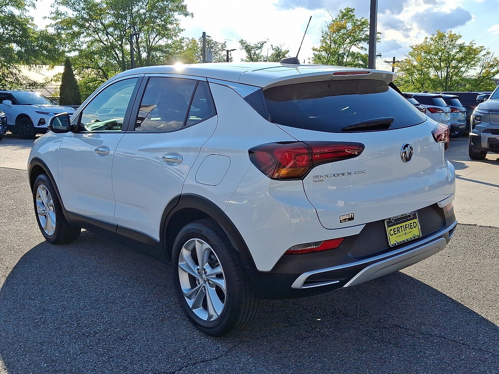 2022 Buick Encore GX Preferred photo 3