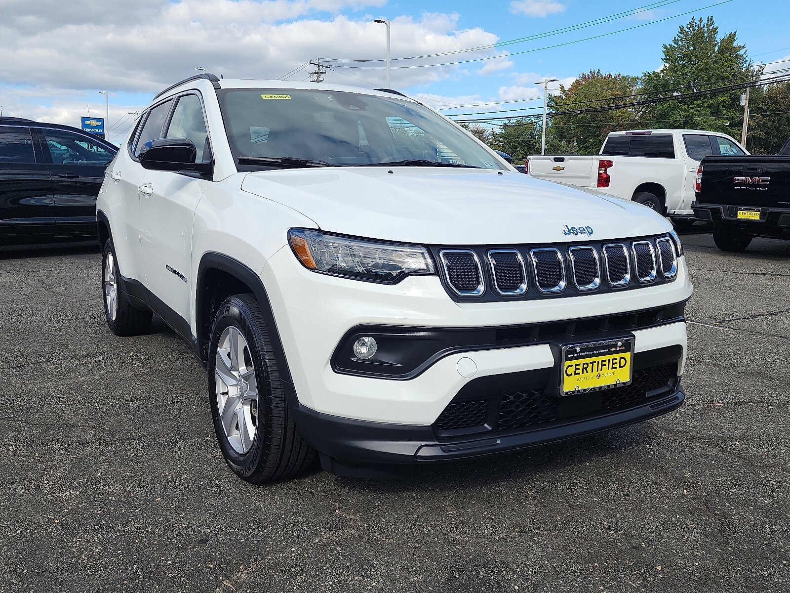 2022 Jeep Compass Latitude photo 2