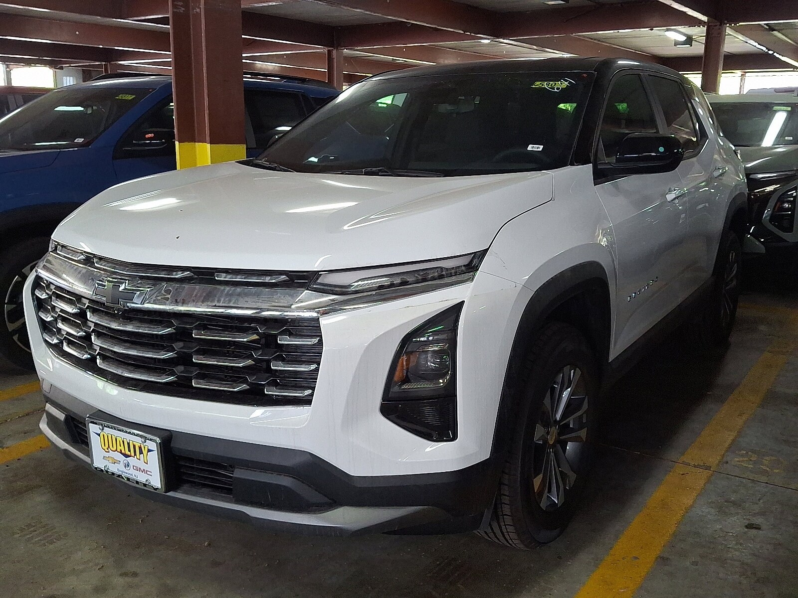 2026 Chevrolet Equinox LT photo 2