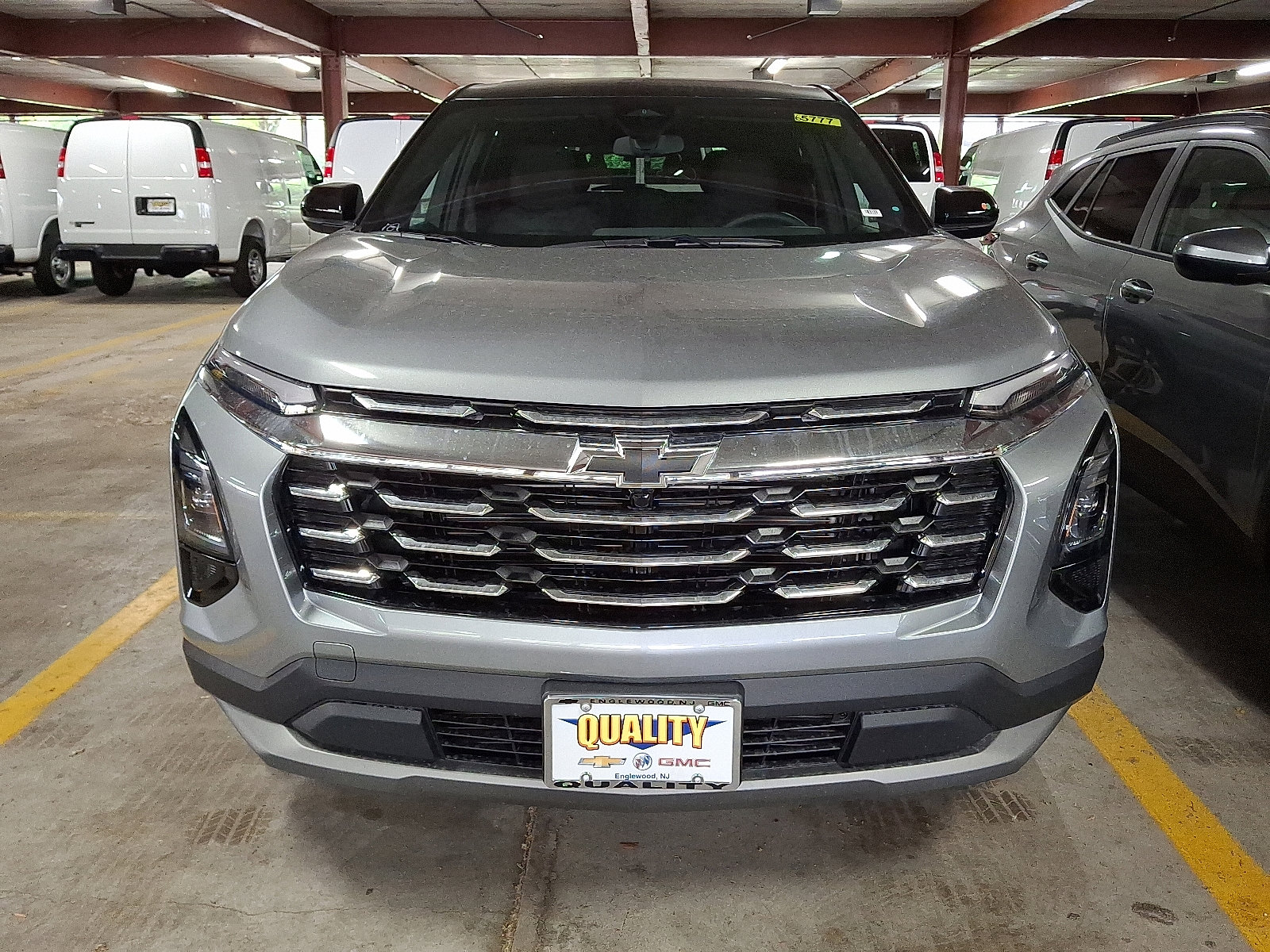 2026 Chevrolet Equinox LT photo 2
