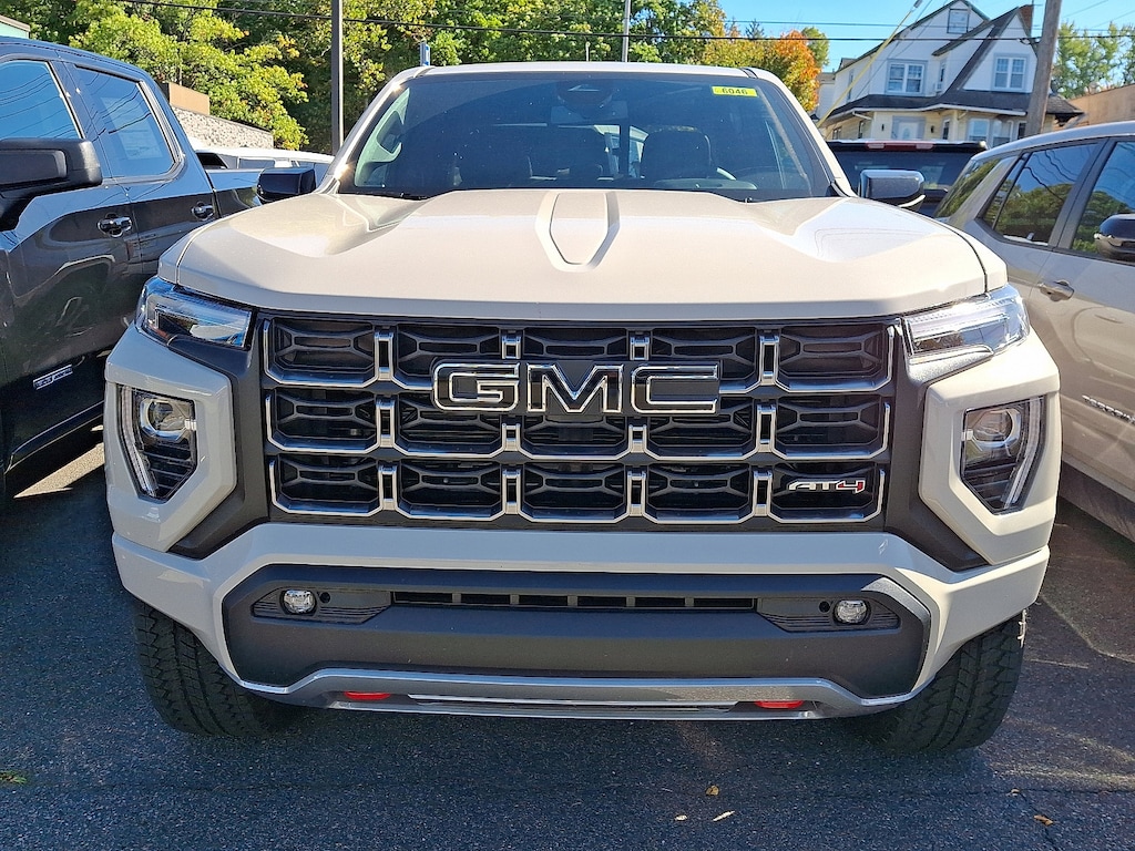 New 2026 GMC Canyon AT4 Truck
