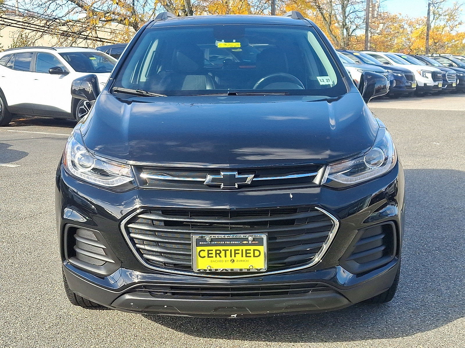 Used 2022 Chevrolet Trax LT with VIN KL7CJPSM8NB563051 for sale in Englewood, NJ