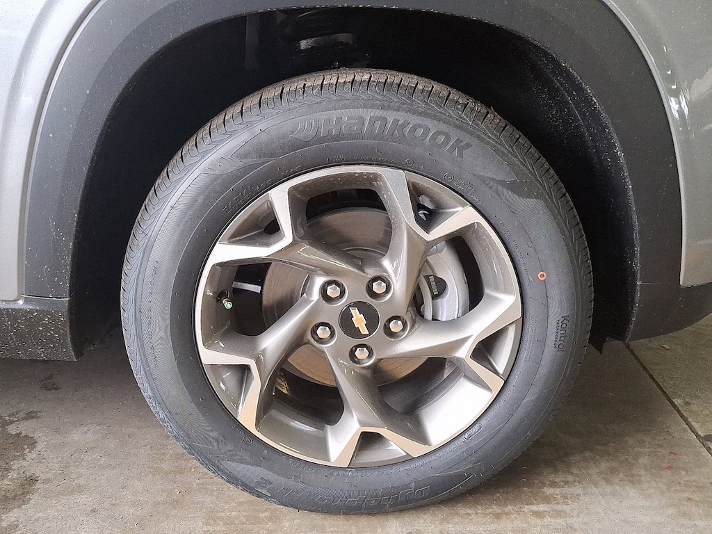 New 2026 Chevrolet Trax LT SUV