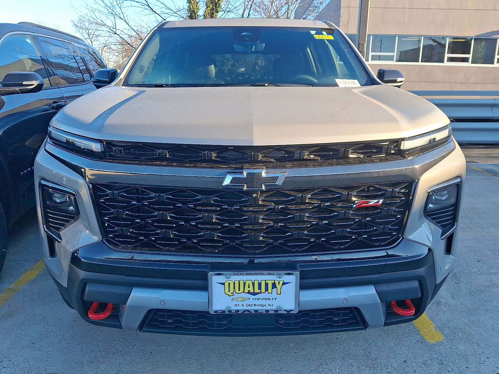 View vehicle photo 2