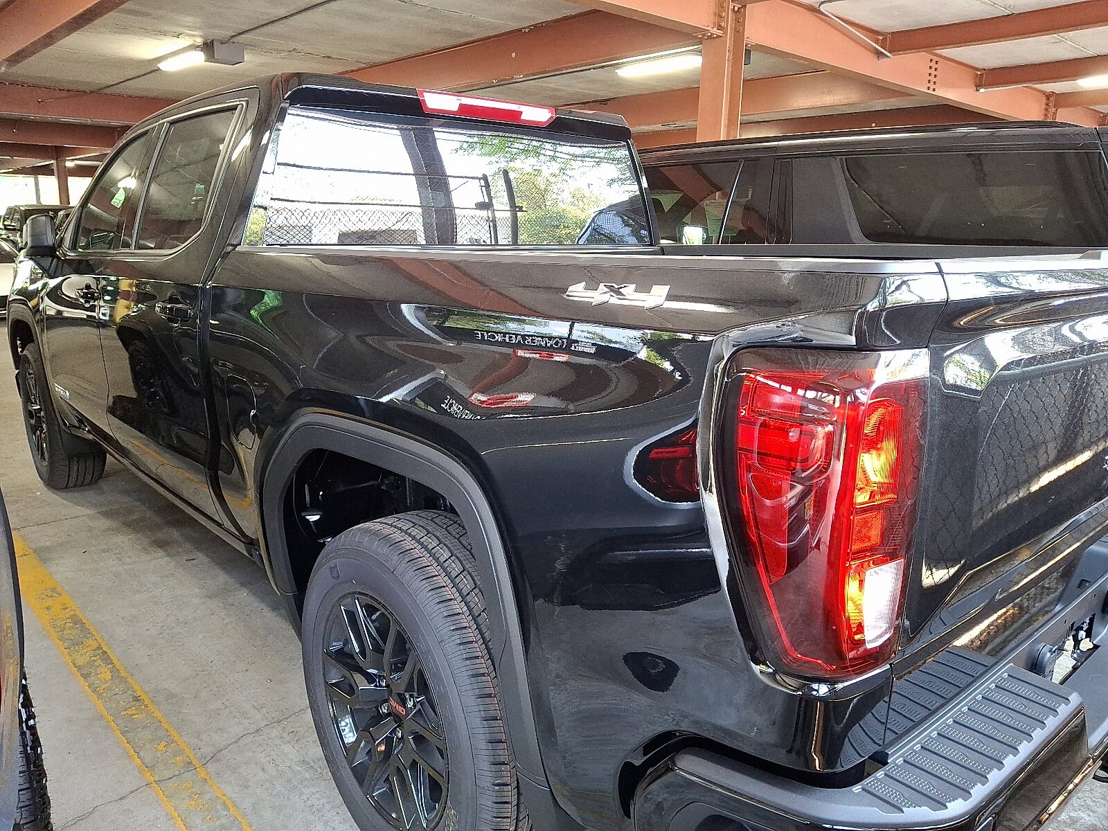 2026 Gmc Sierra 1500 Elevation photo 4
