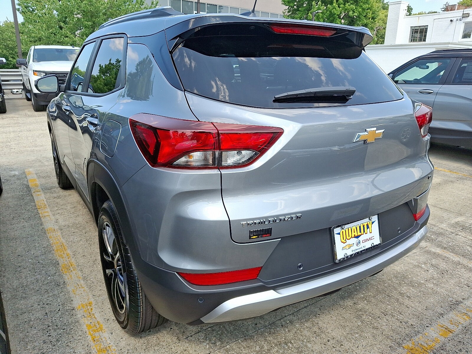 2026 Chevrolet Trailblazer LT photo 2