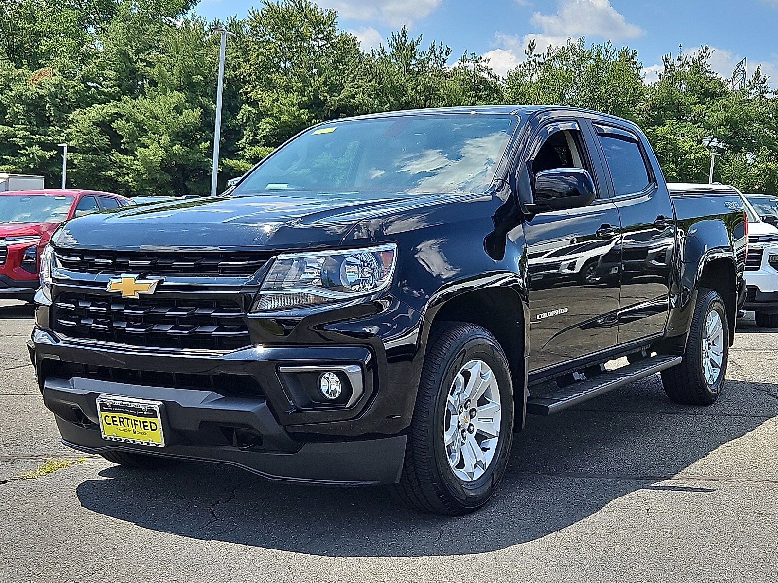 2022 Chevrolet Colorado LT photo 4