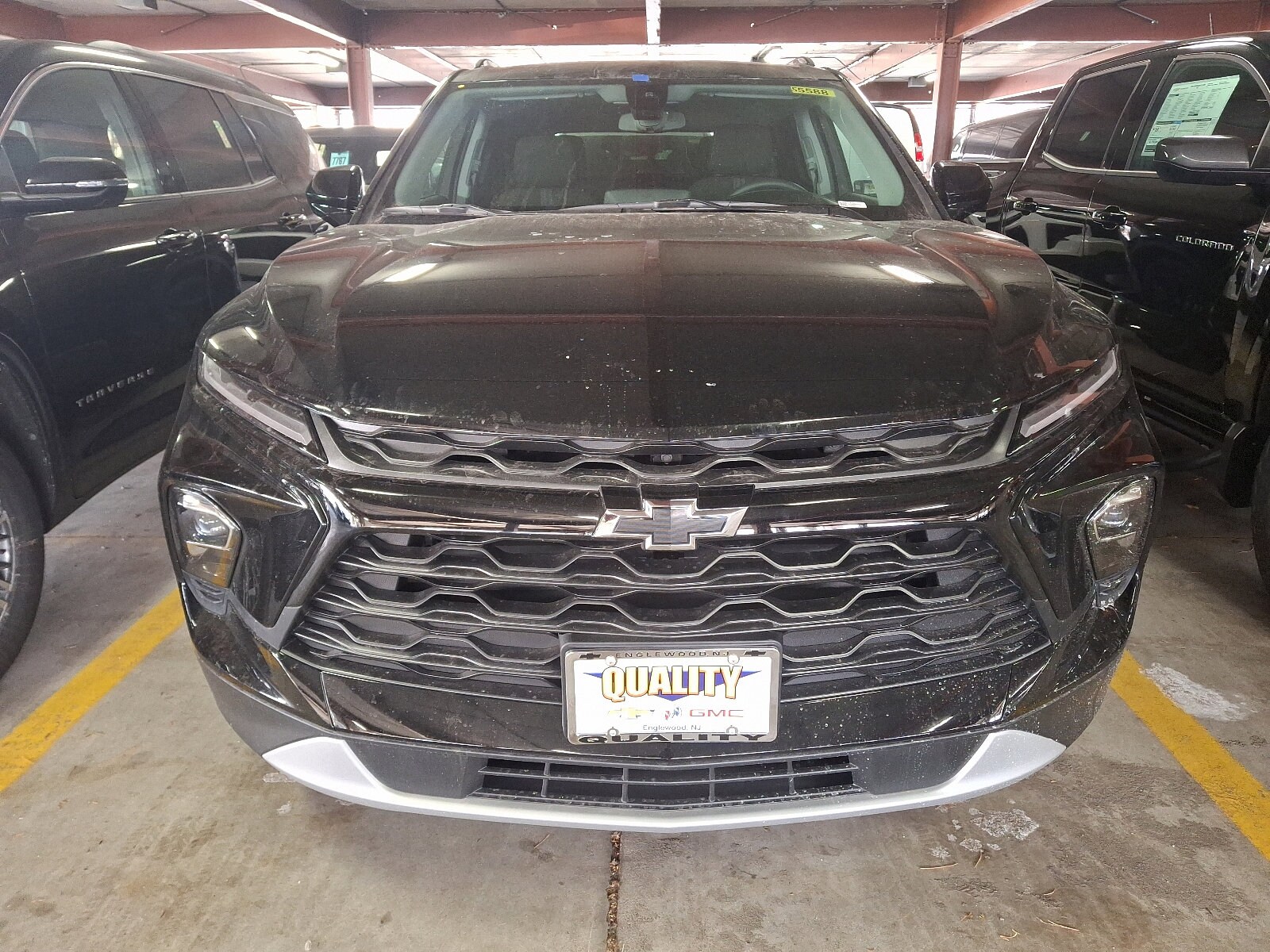 2025 Chevrolet Blazer 2LT photo 2