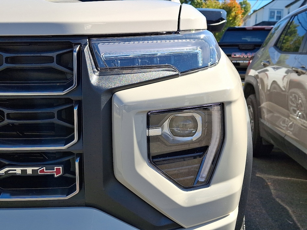 New 2026 GMC Canyon AT4 Truck