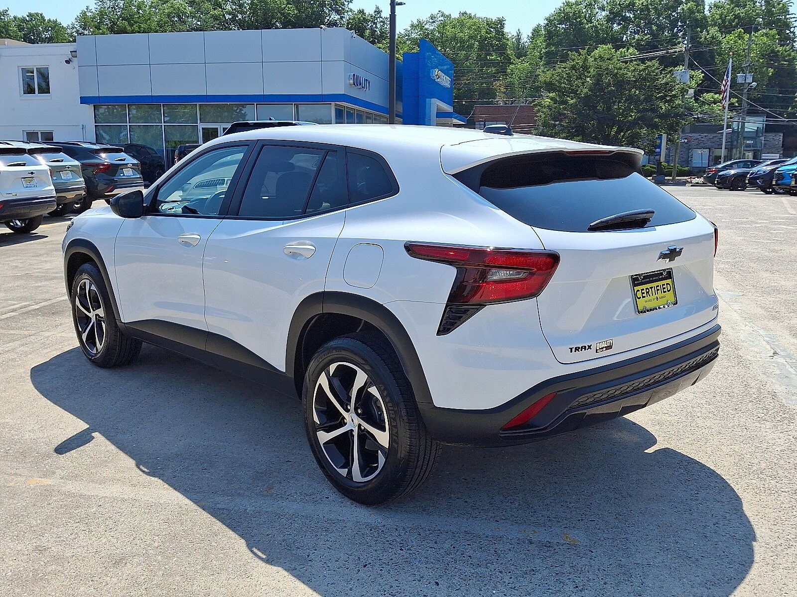 2024 Chevrolet Trax photo 3