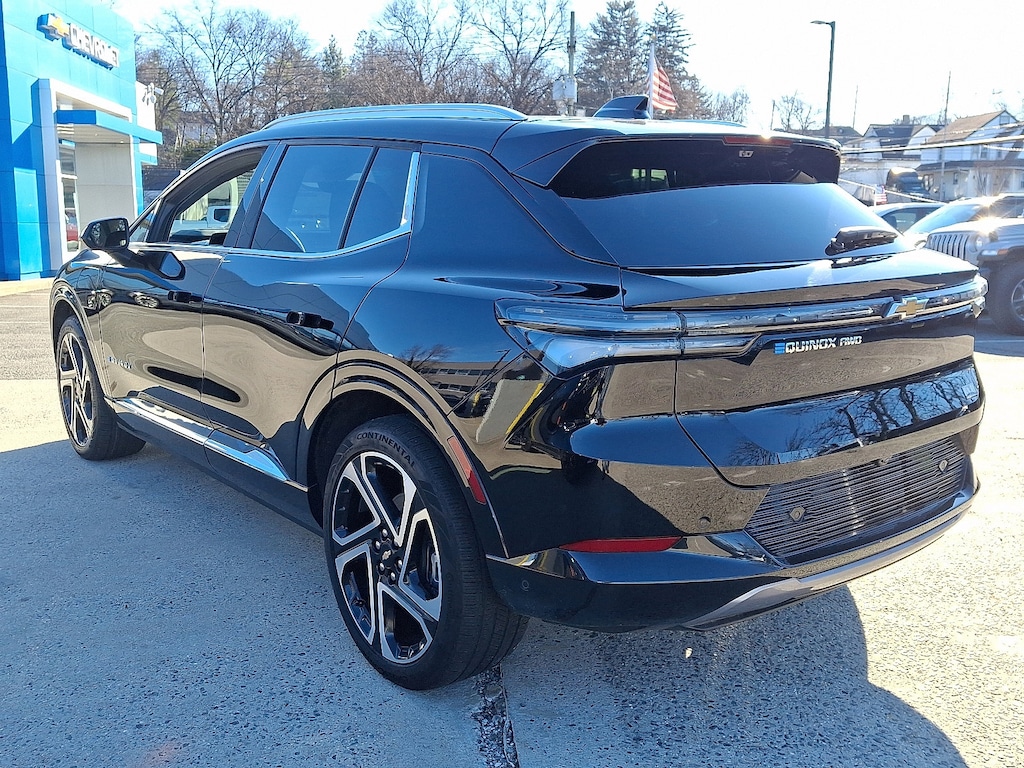 Used 2025 Chevrolet Equinox EV LT SUV