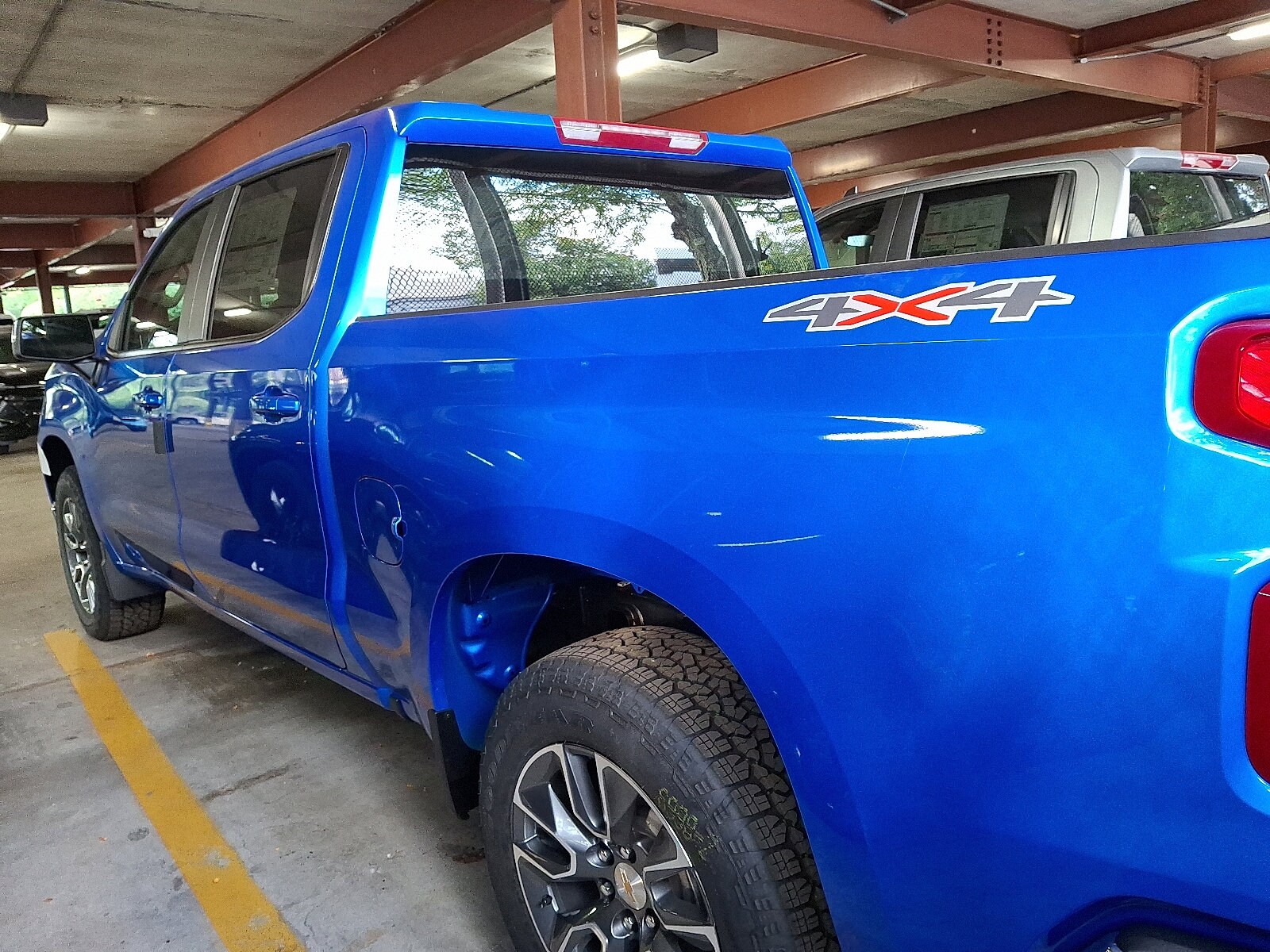 2026 Chevrolet Silverado 1500 LT photo 2