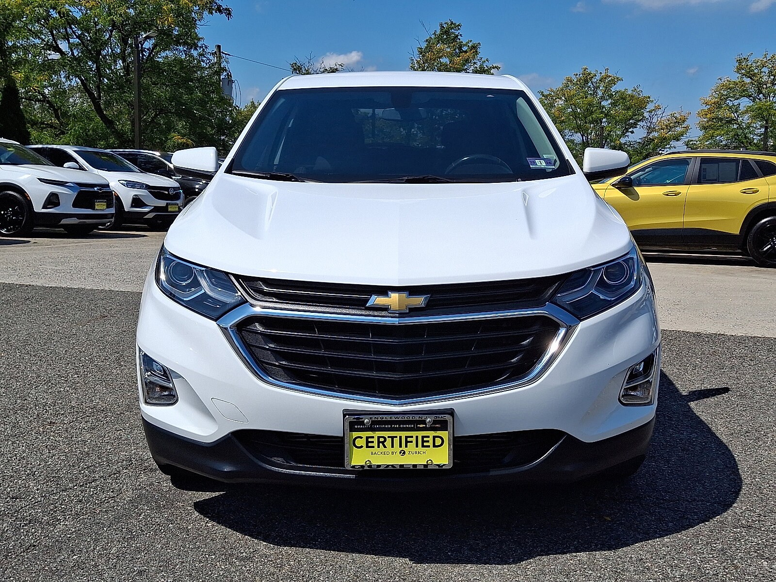 2019 Chevrolet Equinox LT photo 2