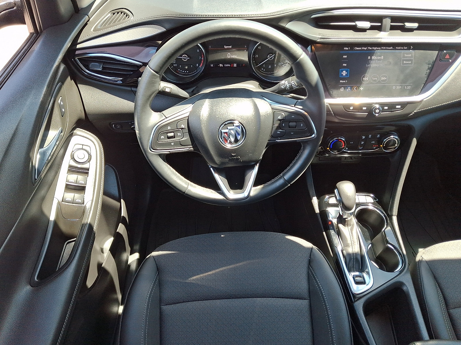 Photo 12
