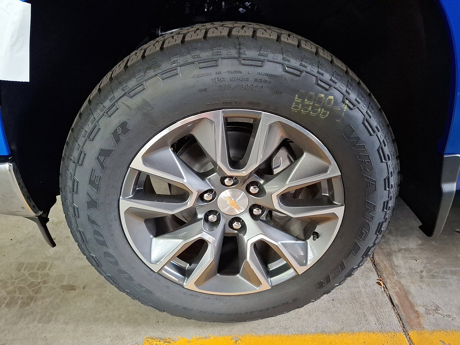 2026 Chevrolet Silverado 1500 LT photo 3