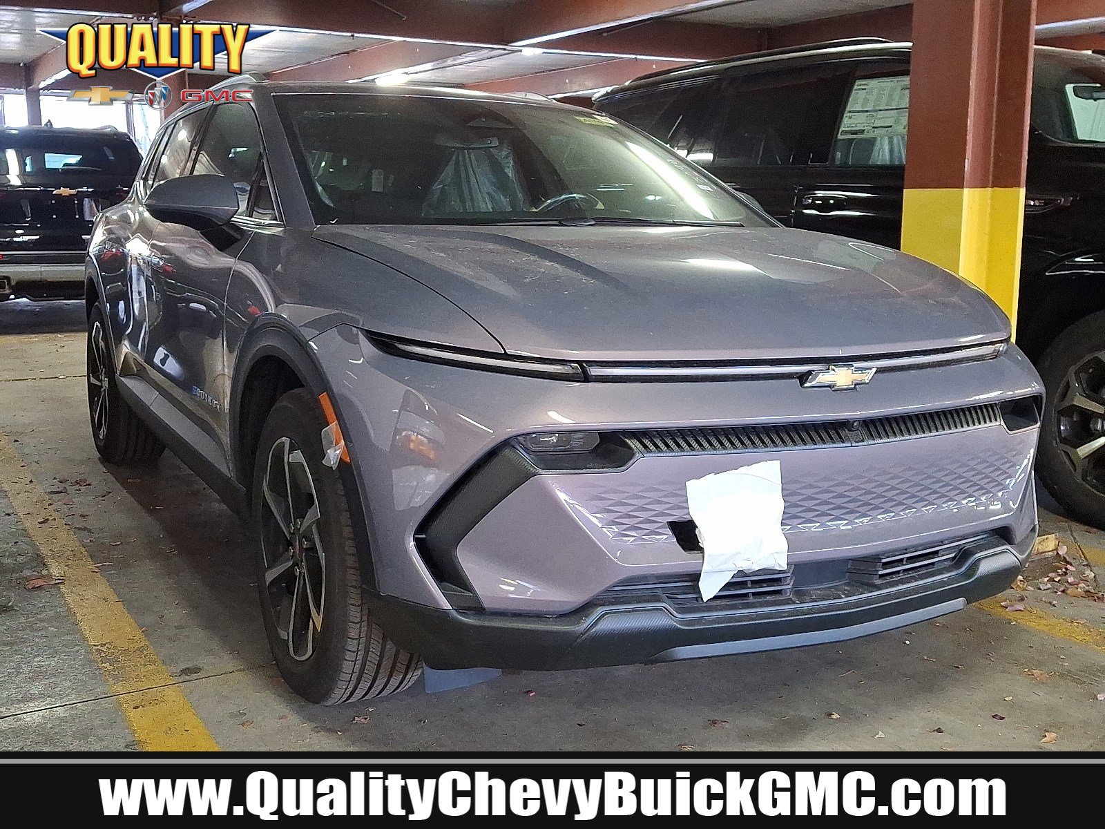 2026 Chevrolet Equinox EV 2LT's photo