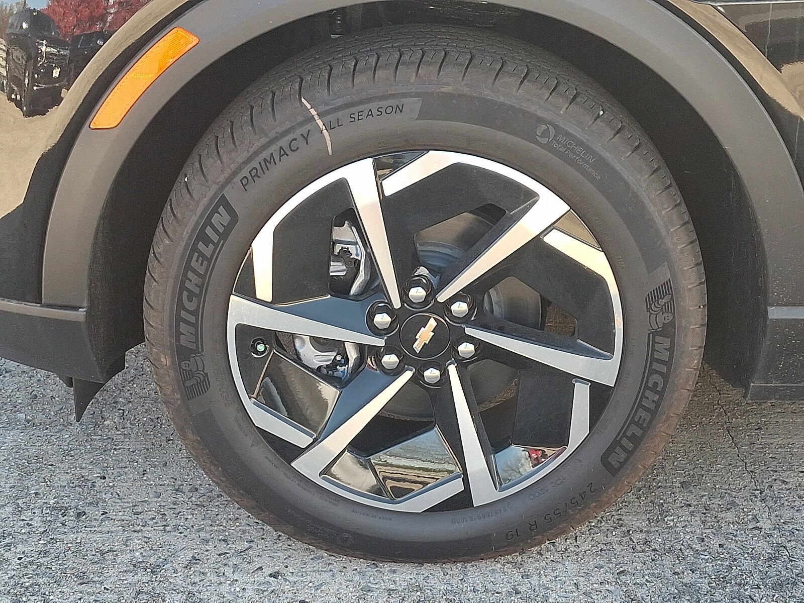 2026 Chevrolet Equinox EV 1LT photo 2