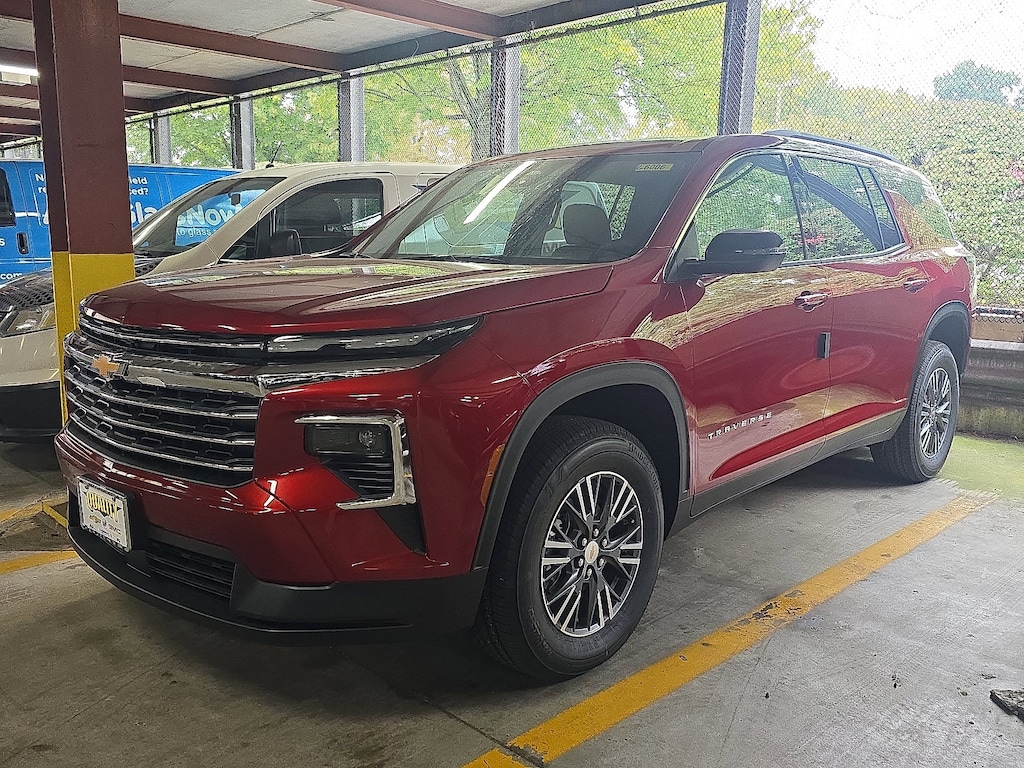 New 2026 Chevrolet Traverse LT SUV