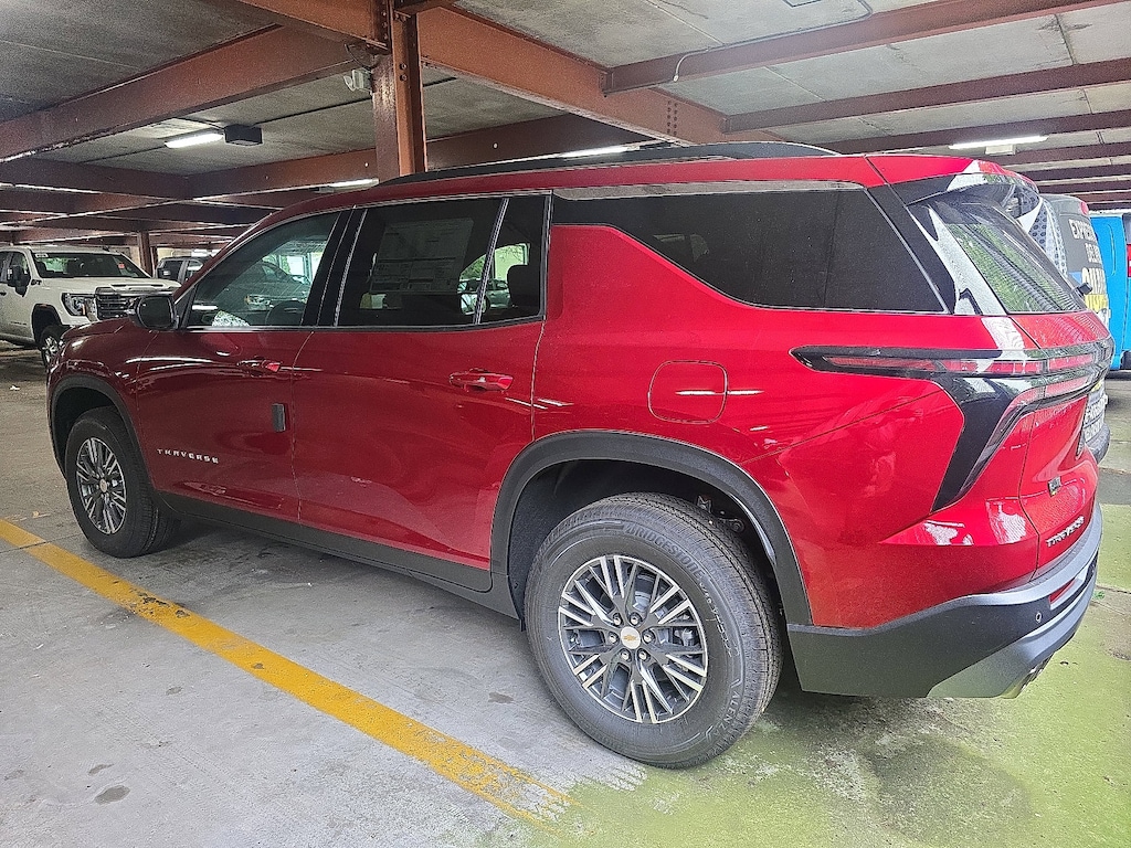 New 2026 Chevrolet Traverse LT SUV