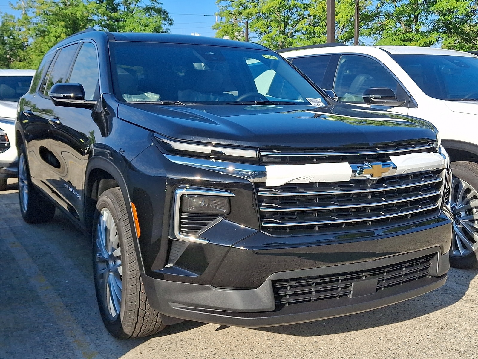 2027 Chevrolet Traverse SUV 