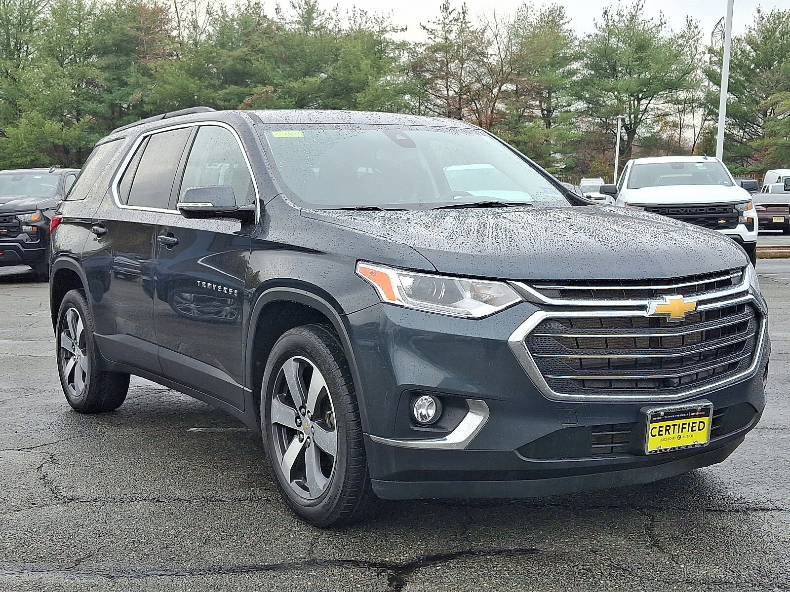 2020 Chevrolet Traverse Leather photo 2