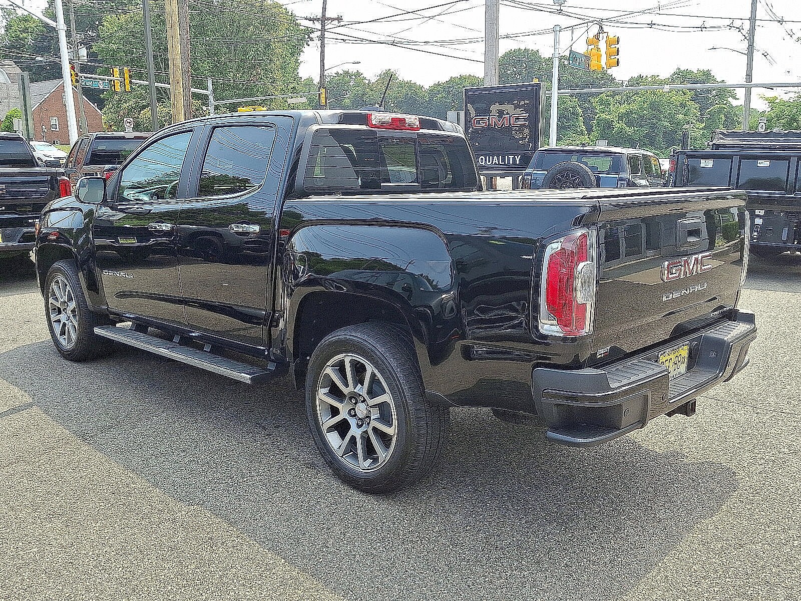 2022 Gmc Canyon Denali photo 3