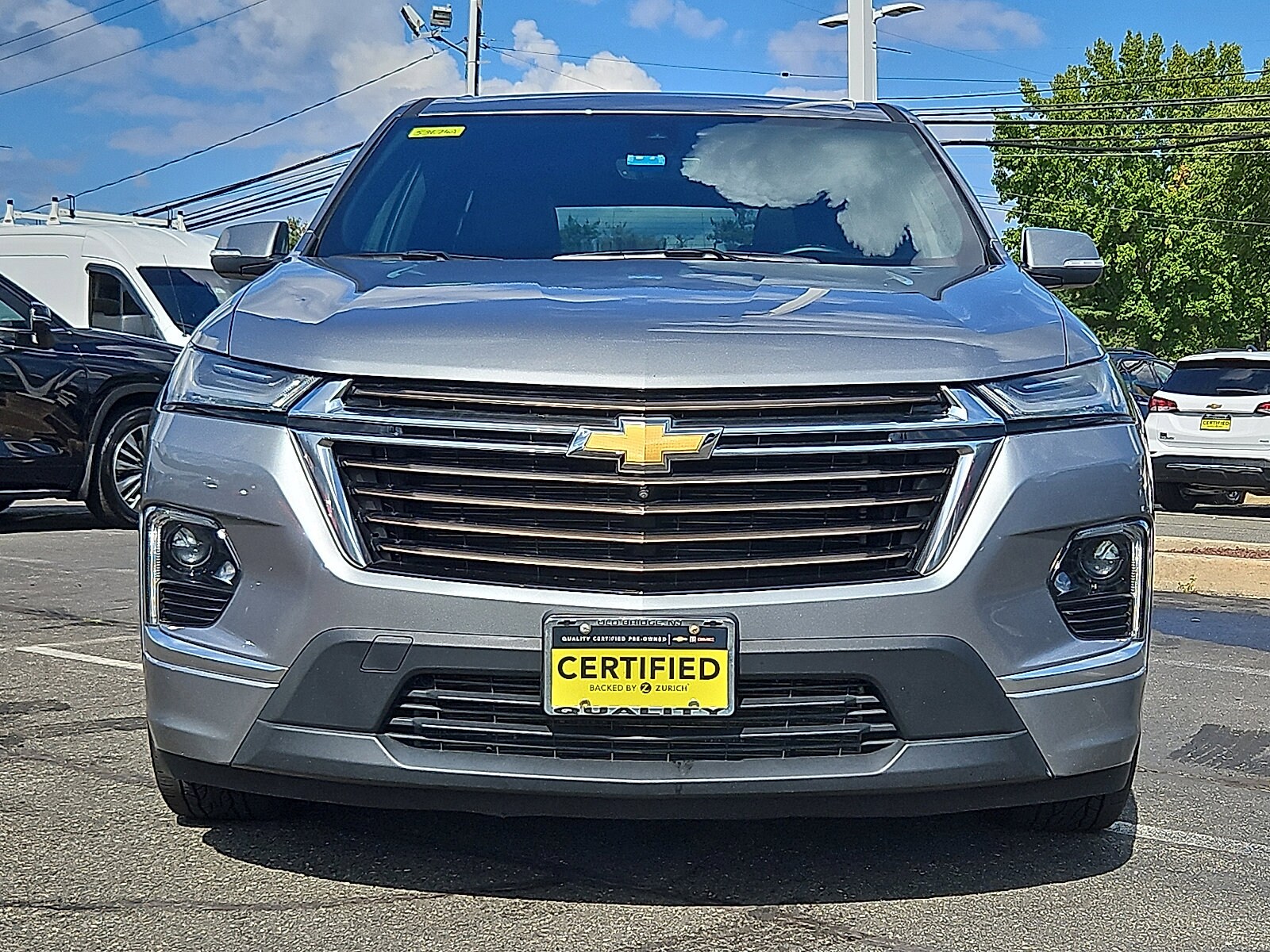 2023 Chevrolet Traverse High Country photo 2