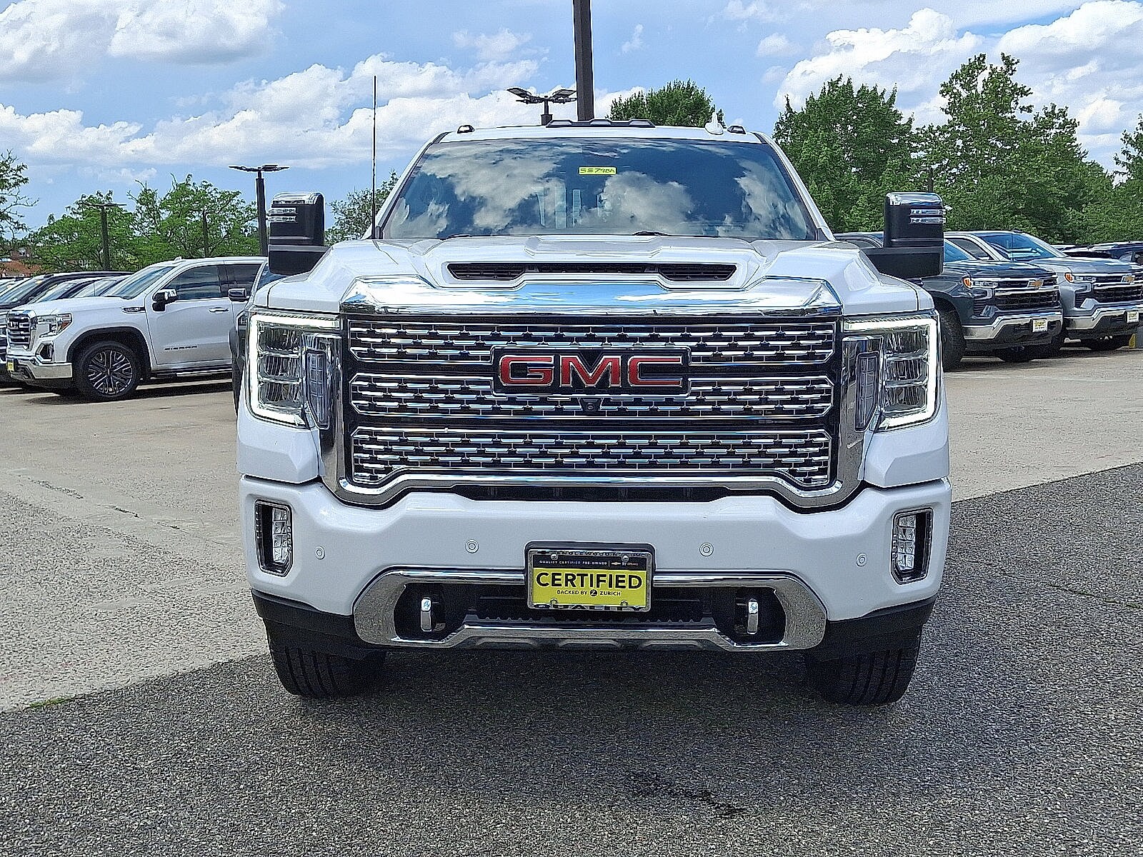 2022 Gmc Sierra 2500 HD Denali photo 2