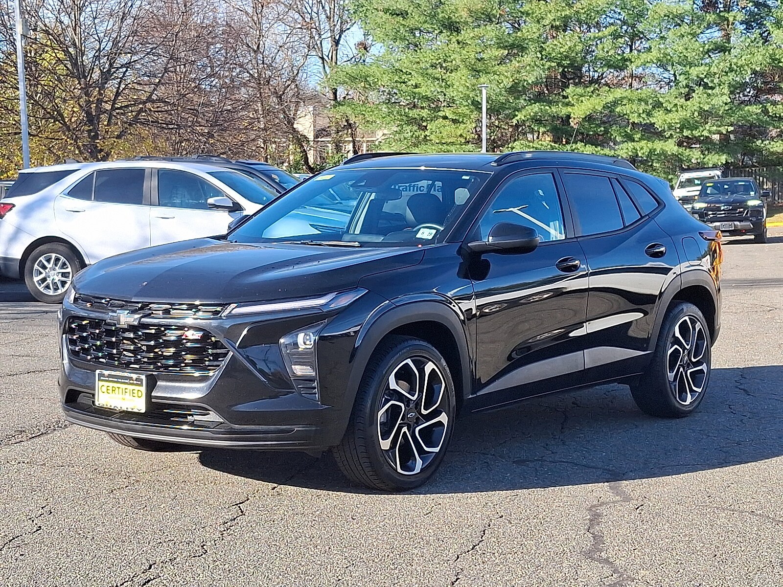 2024 Chevrolet Trax photo 2