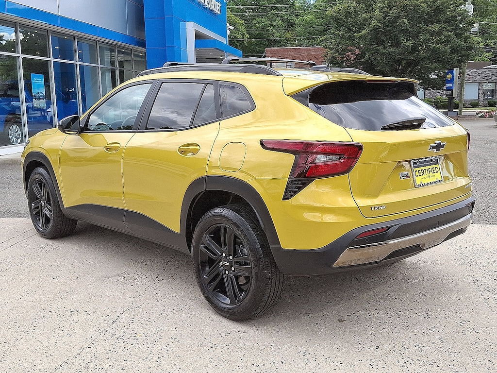 Used 2024 Chevrolet Trax Activ SUV