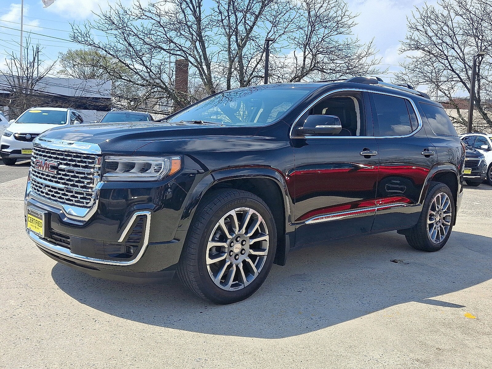2022 Gmc Acadia Denali photo 2