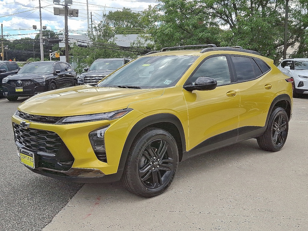 Used 2024 Chevrolet Trax Activ SUV