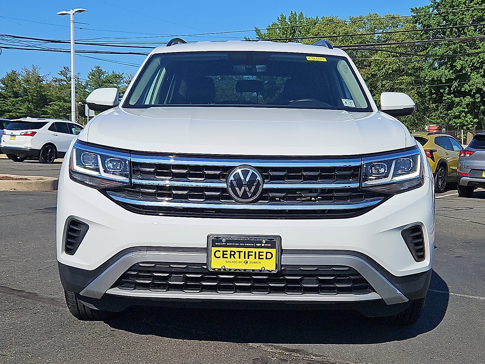 2022 Volkswagen Atlas SE photo 2
