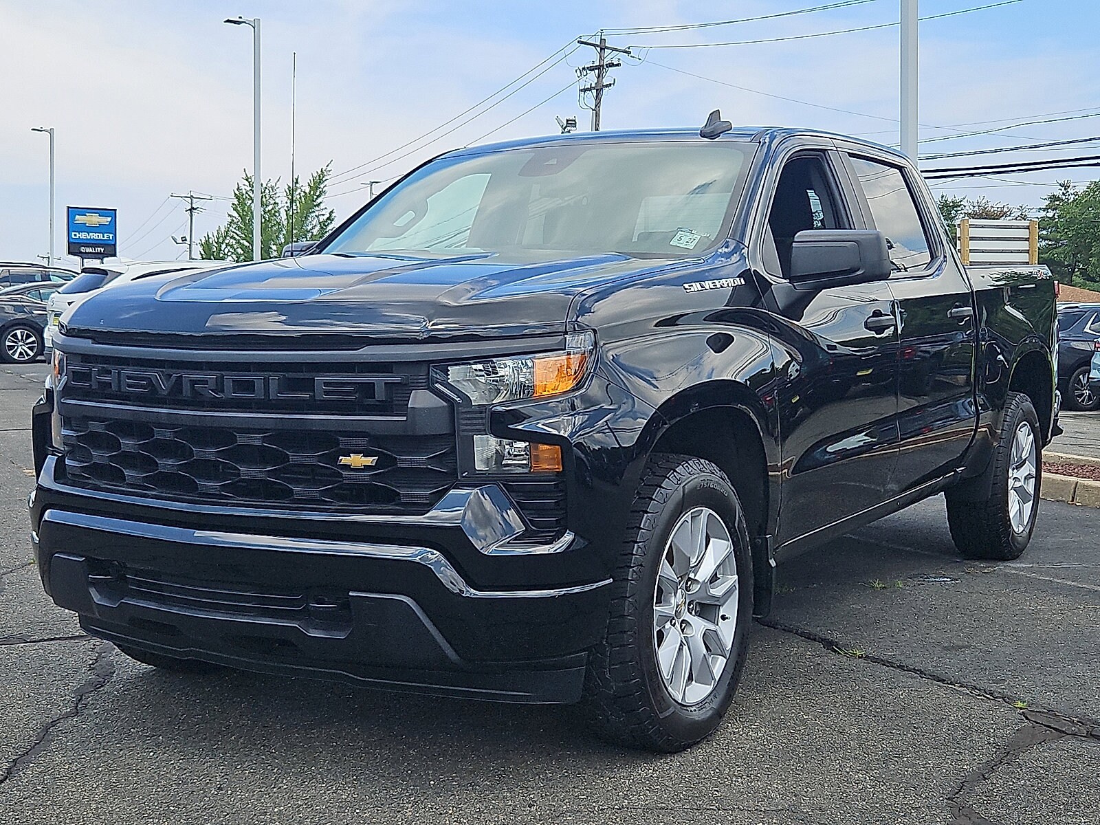 2022 Chevrolet Silverado 1500 Custom photo 4